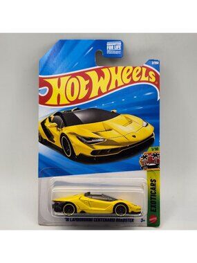 Hot Wheels 16 Lamborghini Centenario Roadster Yellow 2025 Exoticars 1/10 2/250